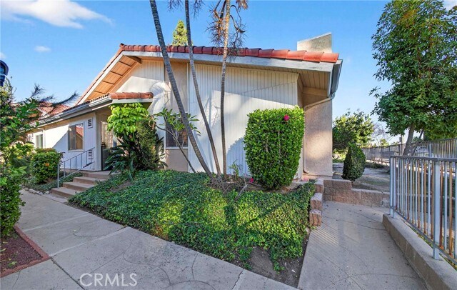 Building Photo - 1263 Paseo Dorado