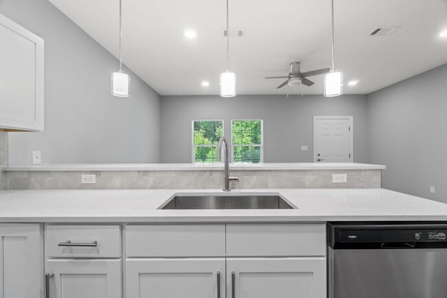 Building Photo - 108 Don Bishop Rd