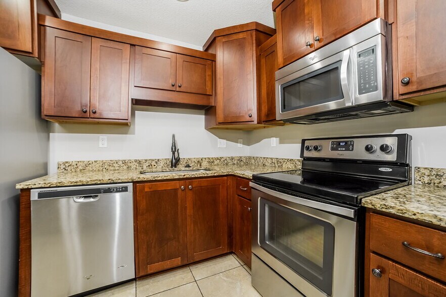 Building Photo - 4721 Shinault Ln