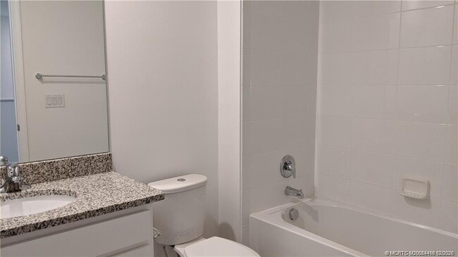 Building Photo - 373 SE Sea Hunt Wy