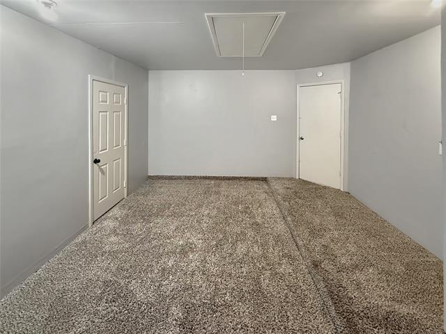 Building Photo - 10205 Lone Pine Ln