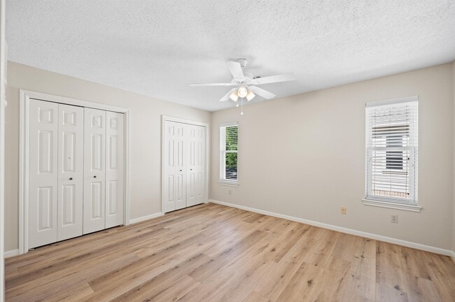 Building Photo - 12119 Auburn Hills Dr