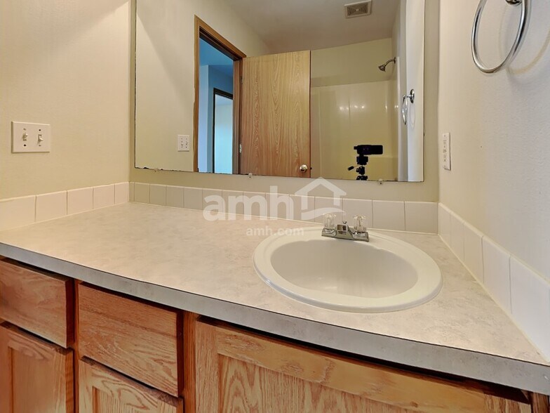 Building Photo - 19311 105th Ave Ct E