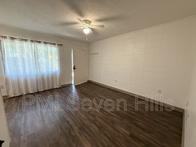 Building Photo - 1510 Milton St