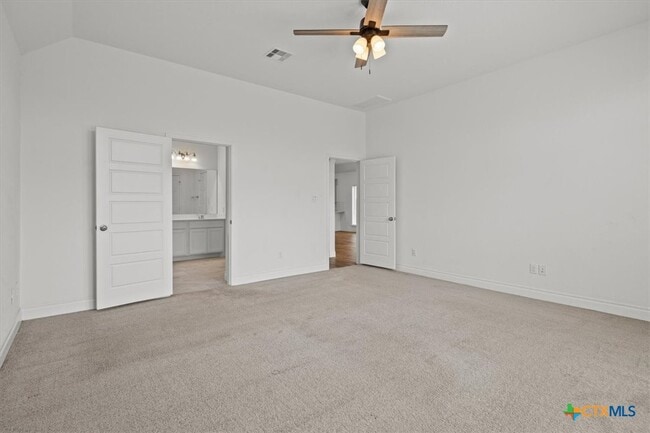 Building Photo - 1921 Creek Ridge St