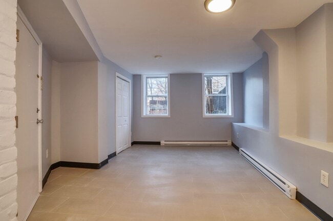 Building Photo - 320 Jefferson St