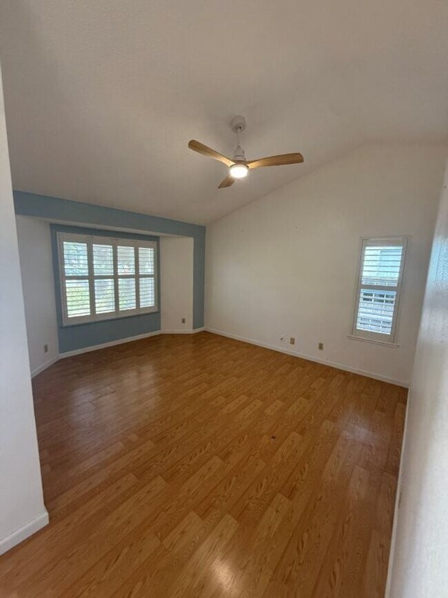 Building Photo - Modern 4 Bedroom One Story *Vacaville