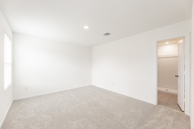 Building Photo - 6831 Lantana Leaf Ln