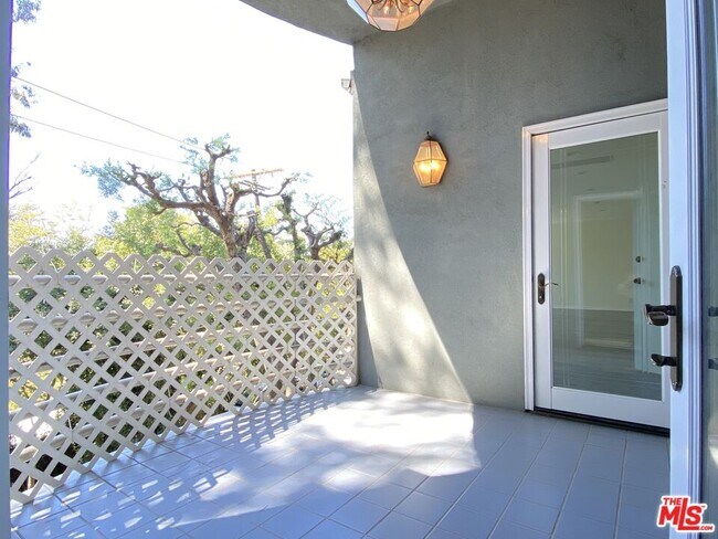 Building Photo - 13431 Java Dr