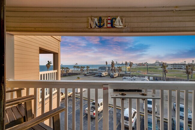 Primary Photo - 3938 Surfside Blvd