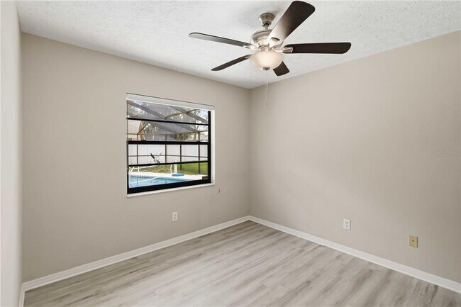 Building Photo - 2110 Laindale Pl