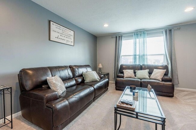 Building Photo - 123 Schellinger St