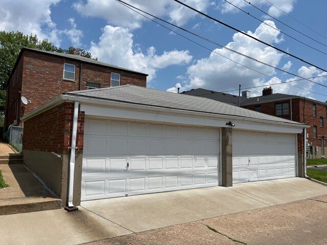 Building Photo - 4609 Jamieson Ave