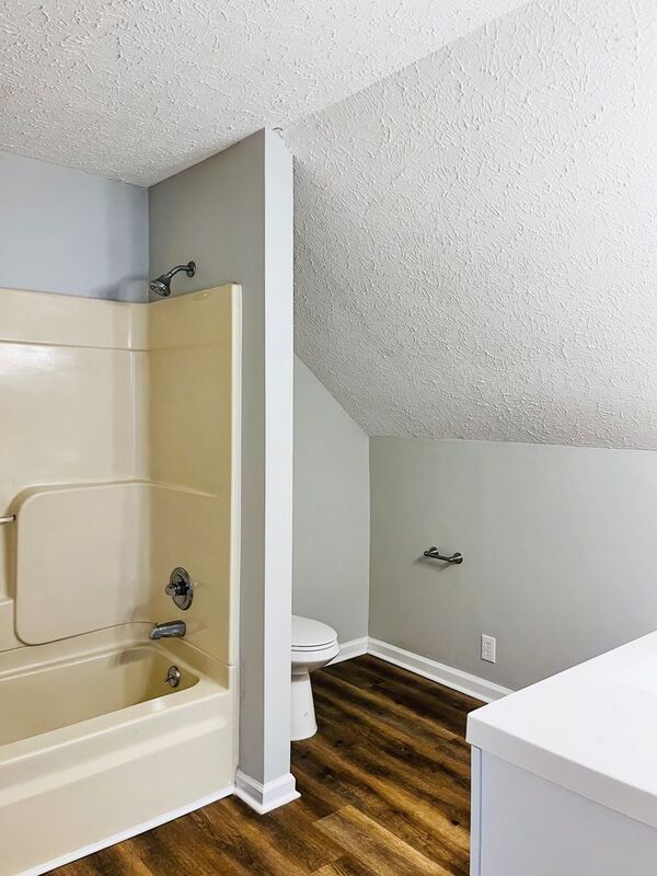 Building Photo - 405 Pleasant Run Rd