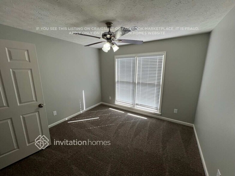 Building Photo - 3201 Beuhlah Way SE