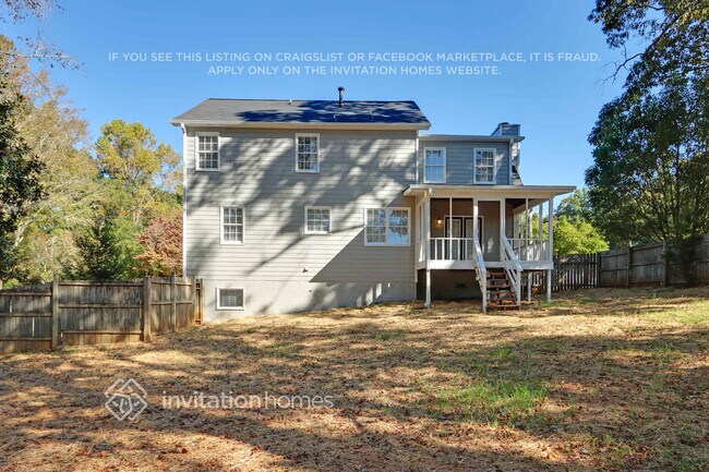 Building Photo - 6186 Pinewood Dr SE