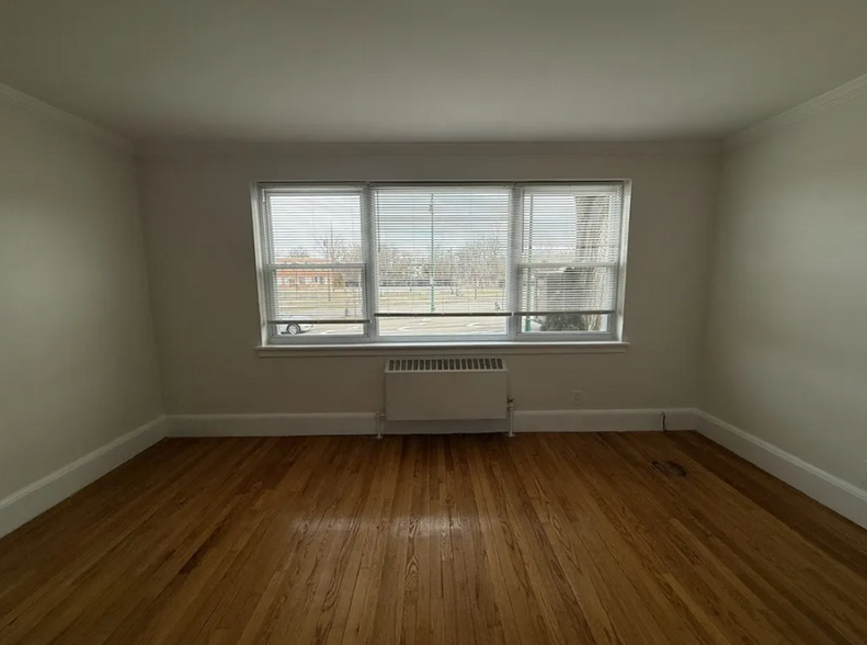 Building Photo - 491 Arborway