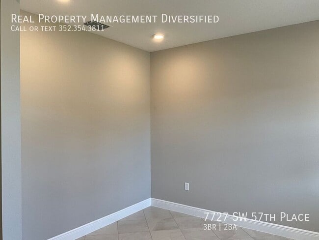 Building Photo - 7727 SW 57th Pl