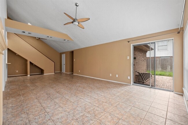 Building Photo - 8519 Wild Basin Dr