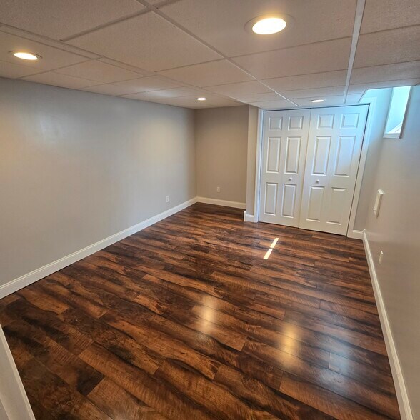 Building Photo - 94 Guideboard Rd