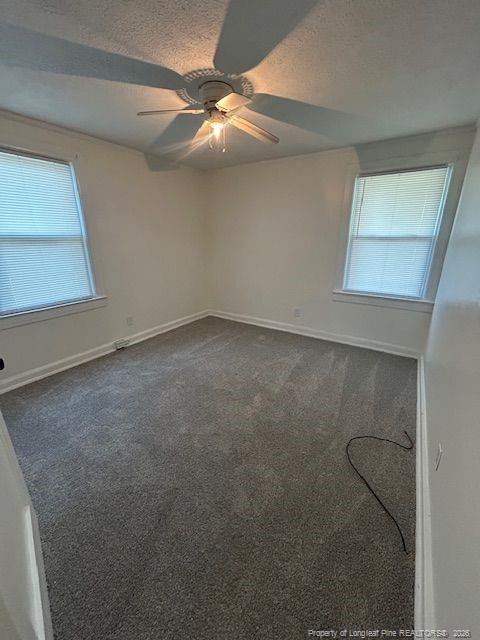 Building Photo - 1007 E 9th St