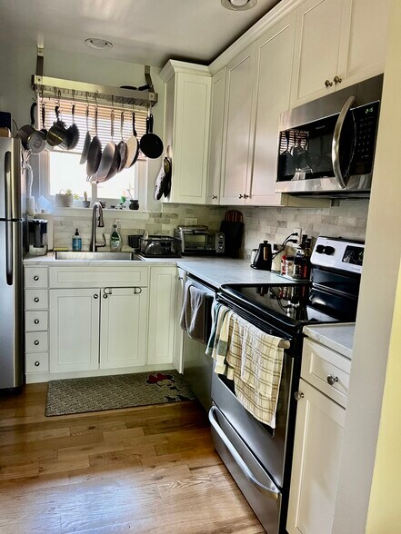 Building Photo - 3065 30th St