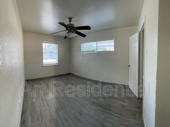 Building Photo - 3822 Dabney St