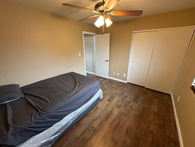 Building Photo - 18202 N 33rd Ave