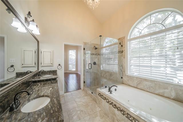 Building Photo - 1204 Bel Air Dr