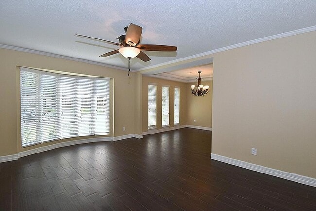 Building Photo - 2410 Del Norte St