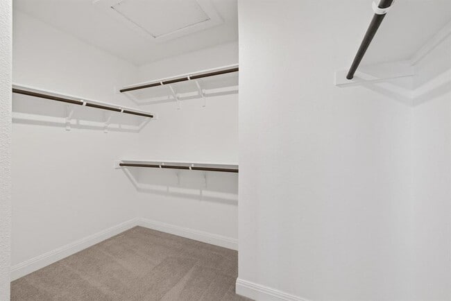 Building Photo - 240 Harbors Ln