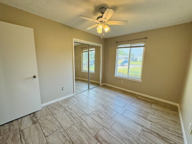Building Photo - 130 Derby Woods Dr