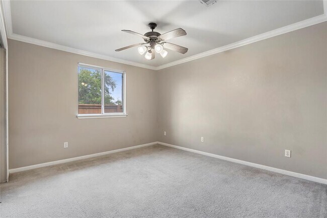 Building Photo - 4205 Fairmeadow Dr