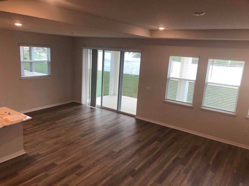 Building Photo - 5715 Silver Feather Way