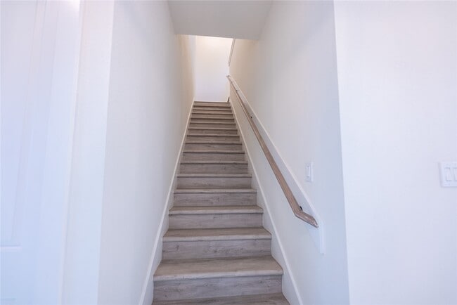 Building Photo - 5906 St Augustine St