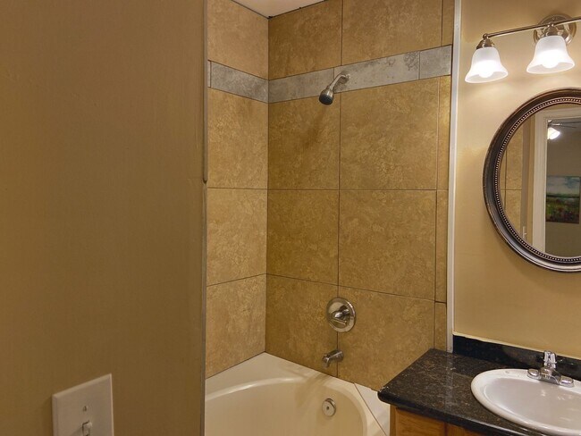 Building Photo - OPEN HOUSE. Friday, May 8th, 2026 open from 4:30pm - 5:30pm Available for Move-in July 1st, 2026....