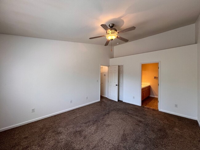 Building Photo - 3 bedroom Fernley home in Donner Trails