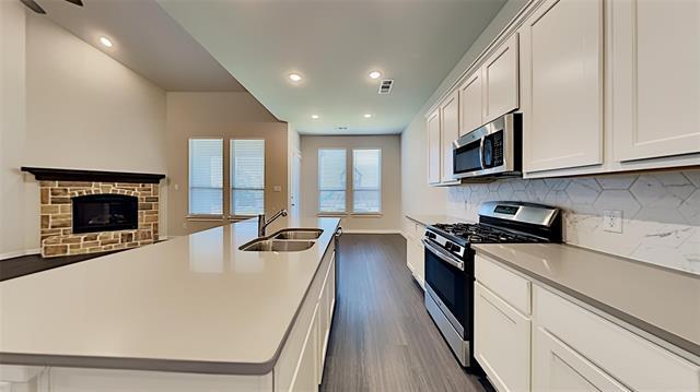 Building Photo - 1552 Seminole Dr