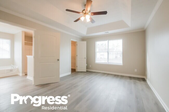 Building Photo - 10766 Barberry Dr