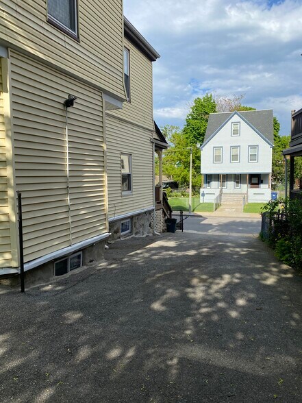 Driveway - 5 Otisfield St