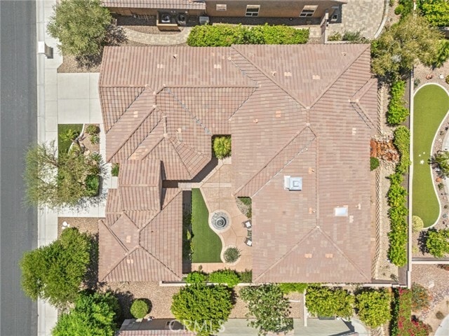 Building Photo - 78652 Alliance Way