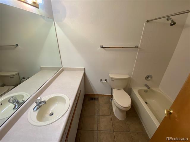 Building Photo - 9292 Sand Hill Trail