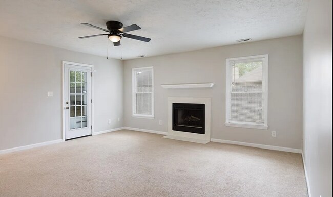 Building Photo - 2591 Gotts Ln