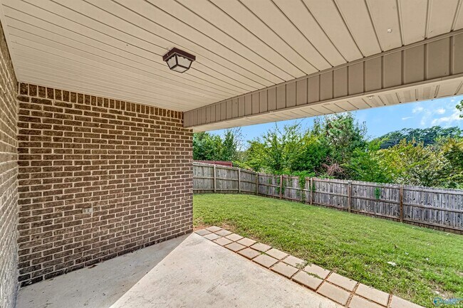 Building Photo - 130 Tybee Dr