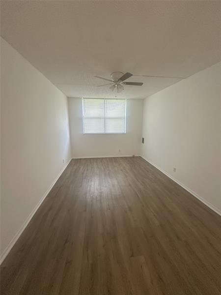 Building Photo - 2401 Riverside Dr