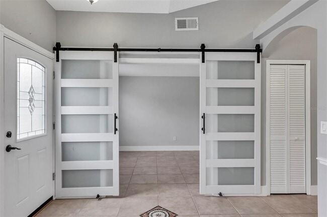 Building Photo - 7686 Pine Fork Dr