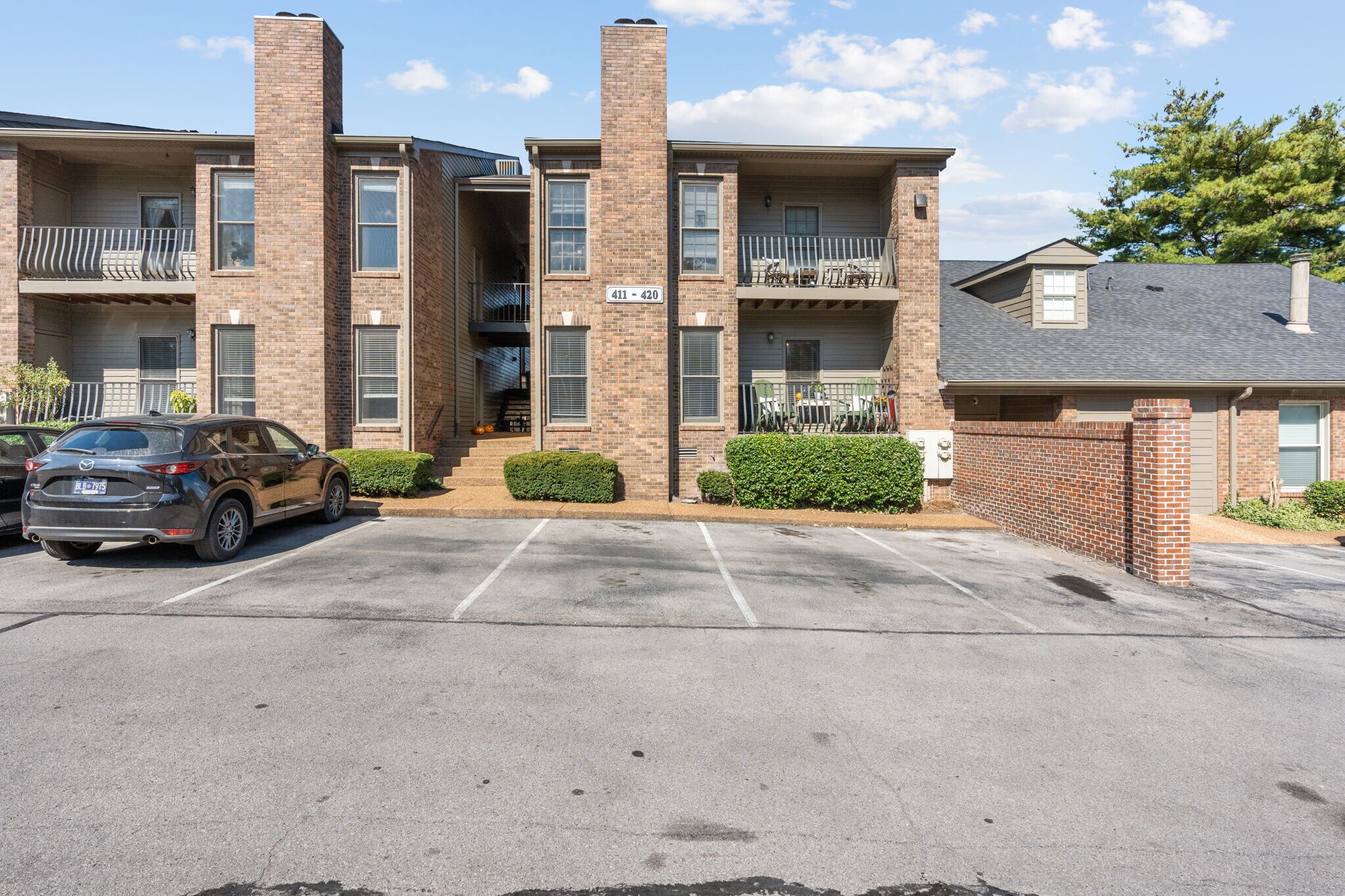Building Photo - 414 Sloan Rd