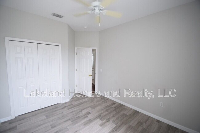 Building Photo - 534 Grasslands Village Cir