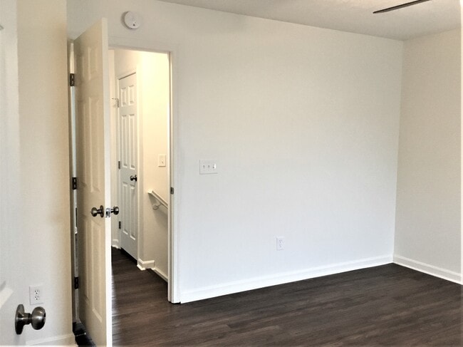 Building Photo - 5514 Windsor Ct