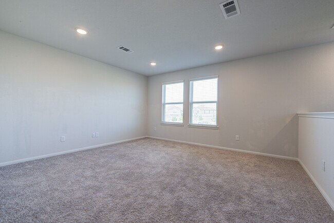 Building Photo - 18831 Glenwood Chase Ct